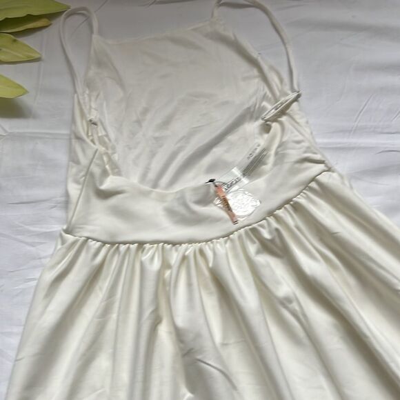⭐️NWT FANCYINN spaghetti strap backless mini skater dress⭐️ - Picture 11 of 11